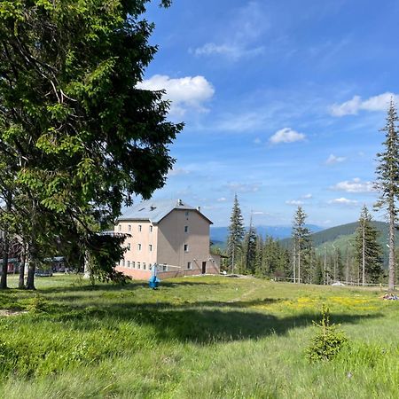 Оаза Hotell Drahobrat Eksteriør bilde