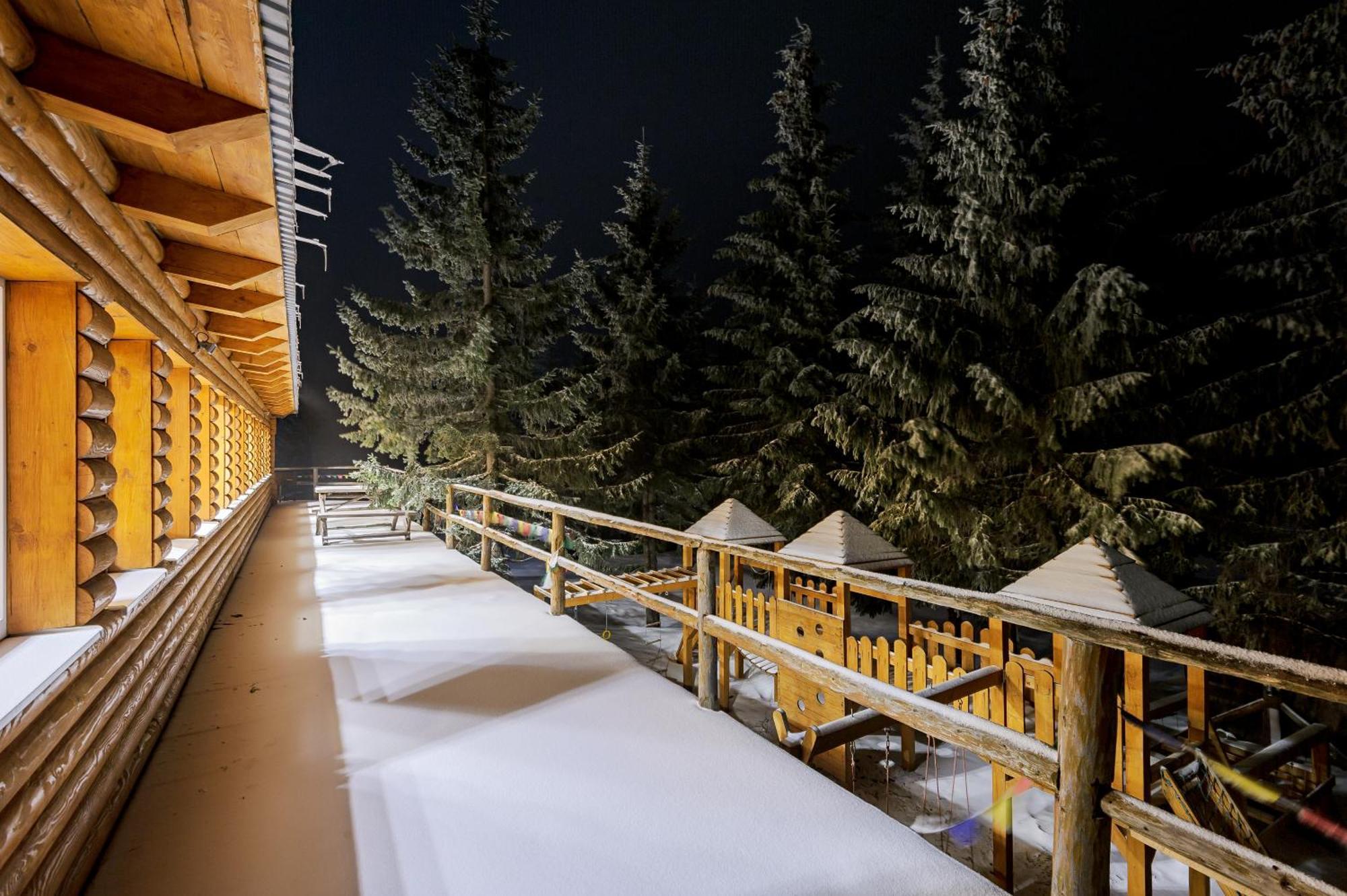 Оаза Hotell Drahobrat Eksteriør bilde